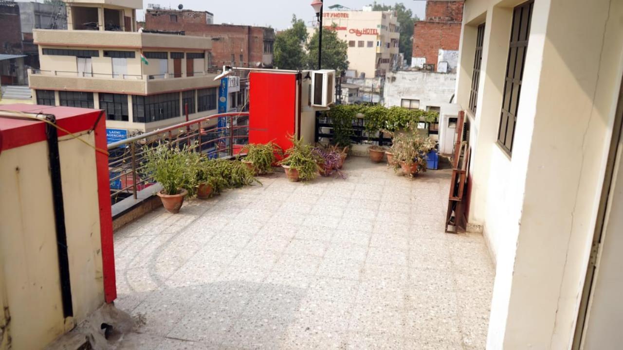 Hotel Atithi Niwas Allāhābād Junction المظهر الخارجي الصورة